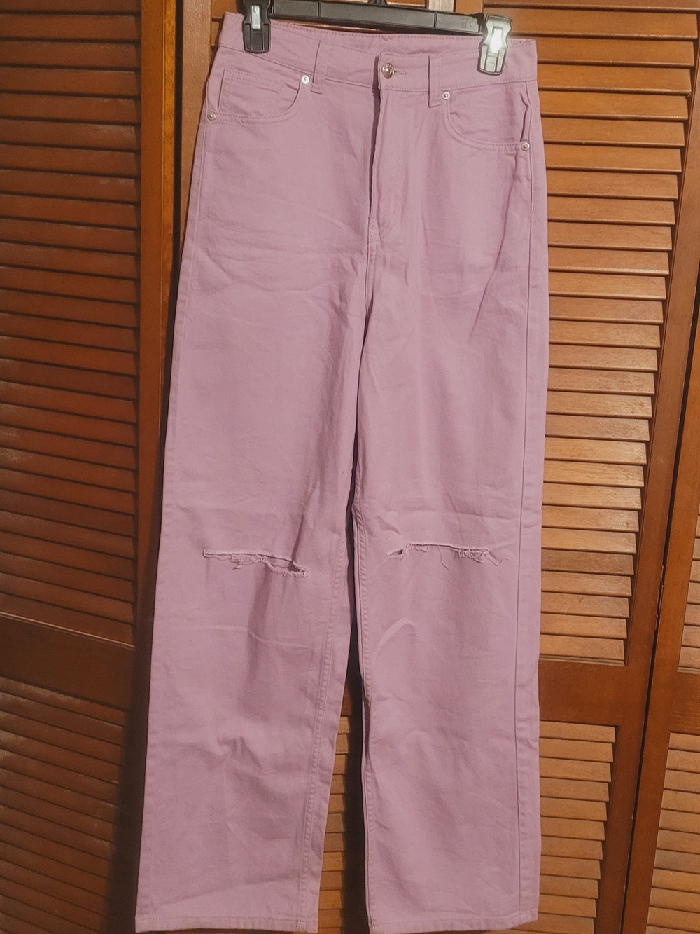 H&M DIVIDED Y2K Wide Leg  Jeans In Lavender Blush. Size 2